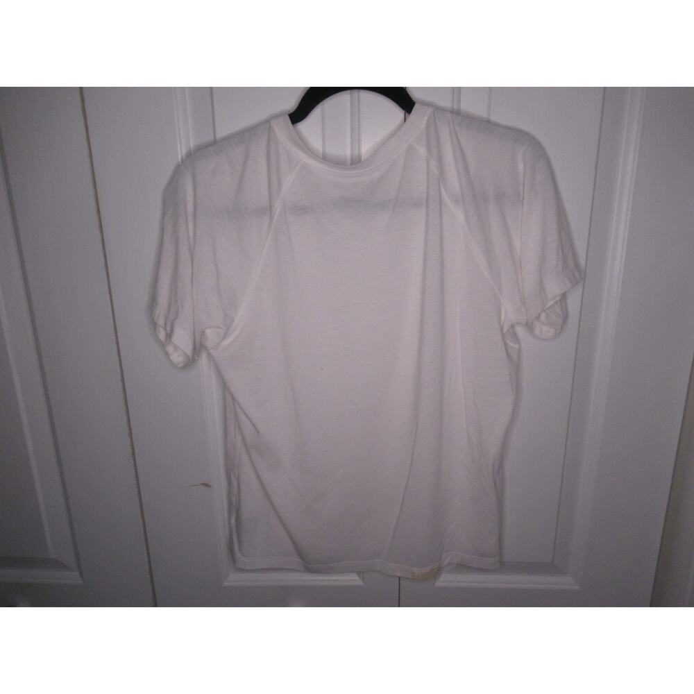 Bundle of 2 Champion V-neck Shirts - Picture 5 of 7